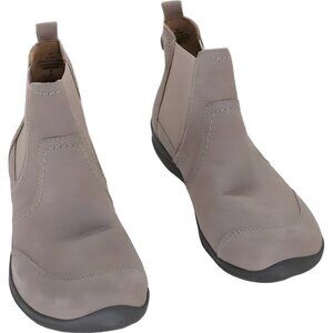 Earth Faine taupe round toe ankle booties women's comfort slip-on 8